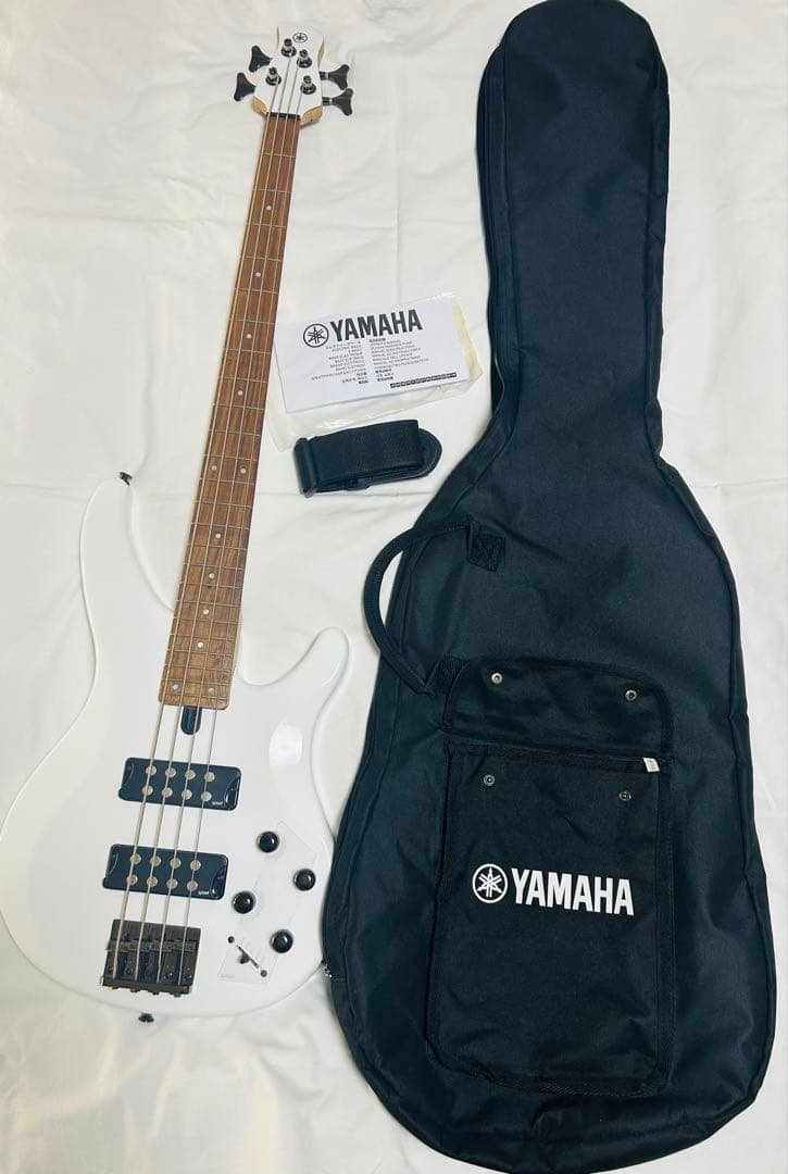 YAMAHA ヤマハTREX304 エレキベース　白　ホワイト　希少
