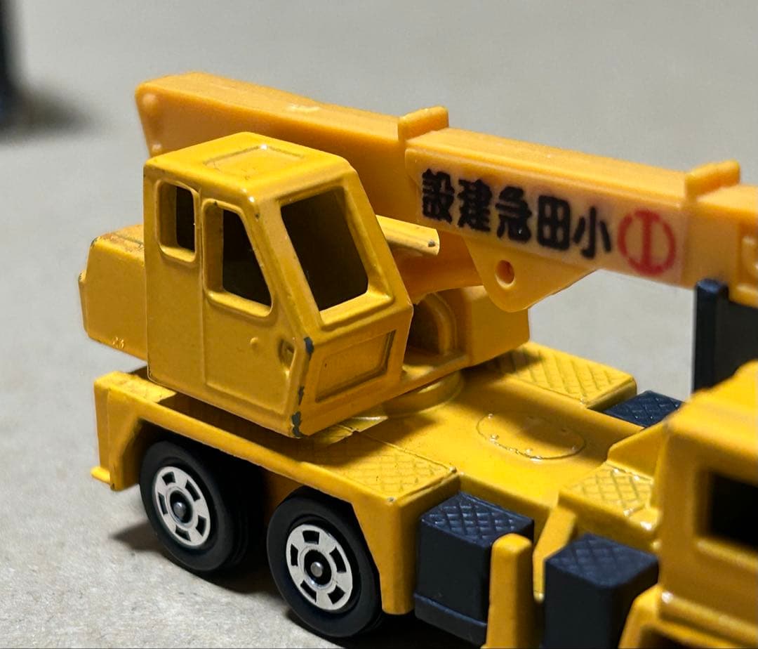 日本製 トミカ 小田急特注 UD ユニック トラッククレーン