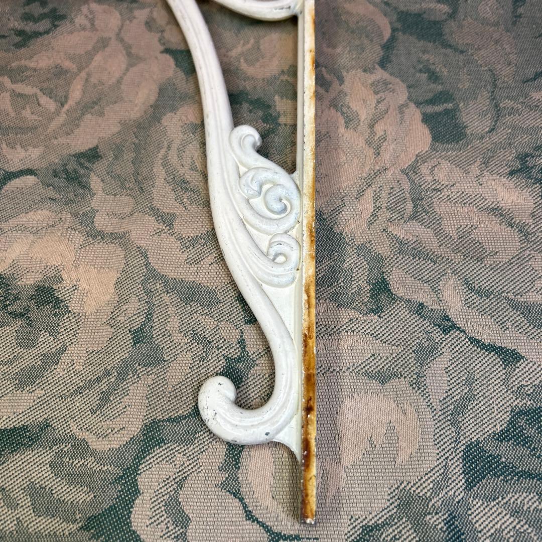 貴重アンティーク エレガントなアイアンブラケット/棚受け/ハンギング アイボリー