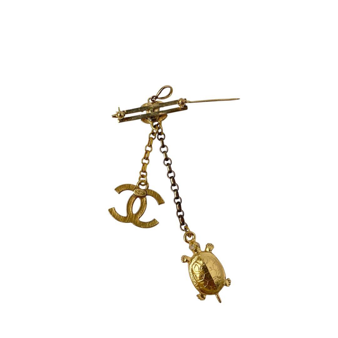 シャネルCHANEL ココマーク 亀 タートル ブローチ 01A