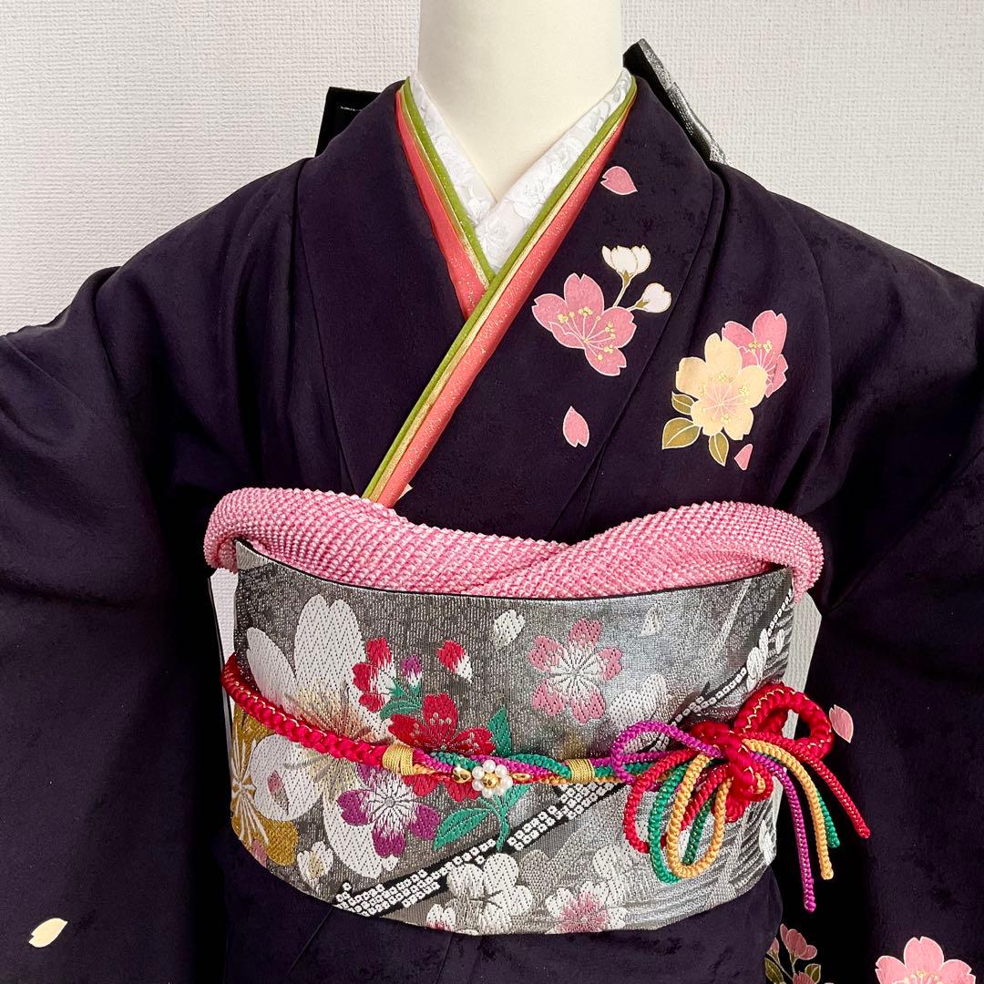 振袖　紫系　濃紫　鞠　桜　組みひも　金彩　正絹