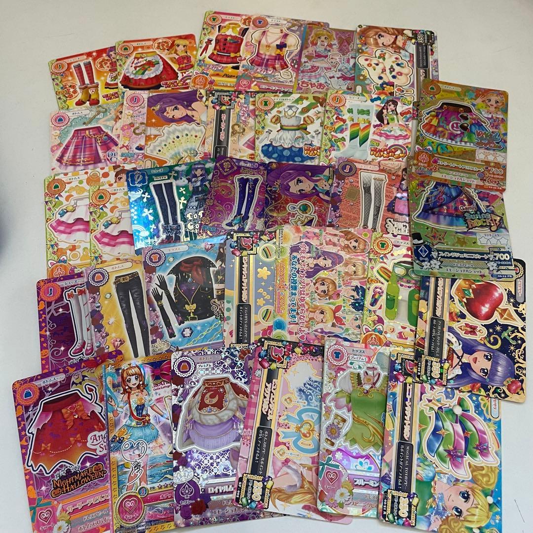 アイカツ カード まとめ売りアイカツ カード まとめ売り グッズ ステッカー