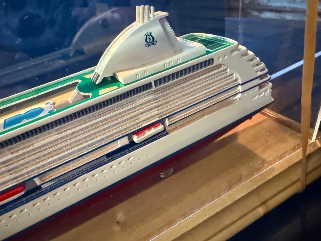 MRE Miniatures Seven Seas Voyagerクルーズ船模型