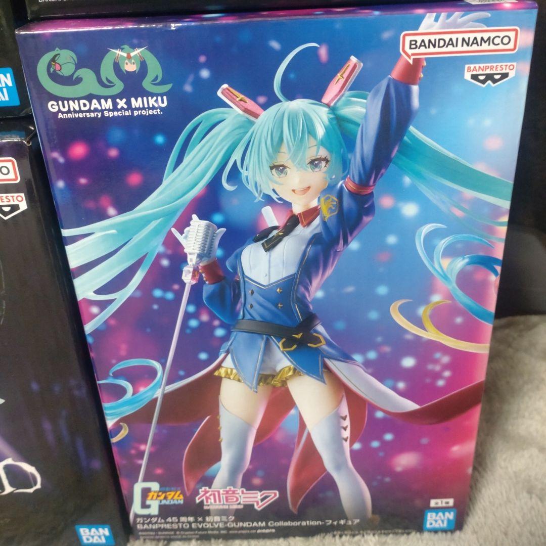 最新プライズフィギュア6点まとめ売り　初音ミク　ガチアクタ　マギレコ等
