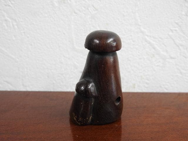 キノコ根付　Ｍ669