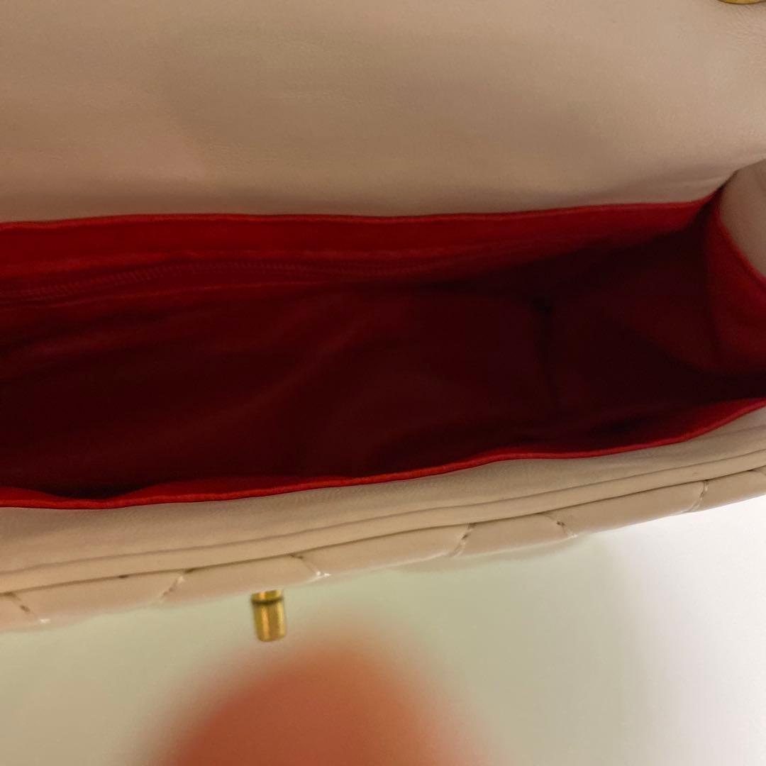 CHANEL ショルダーバッグ ホワイト　ノベルティ