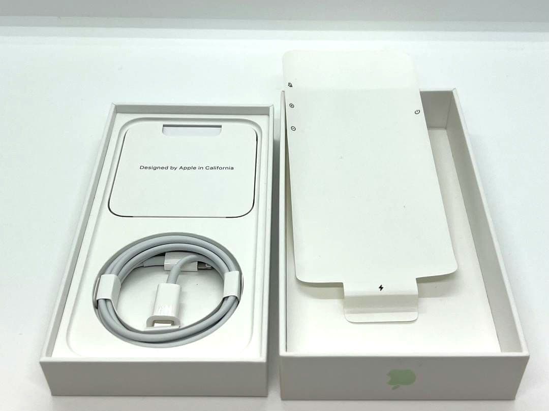 （美品） au iPhone12 64GB グリーン【SIMロック解除済】