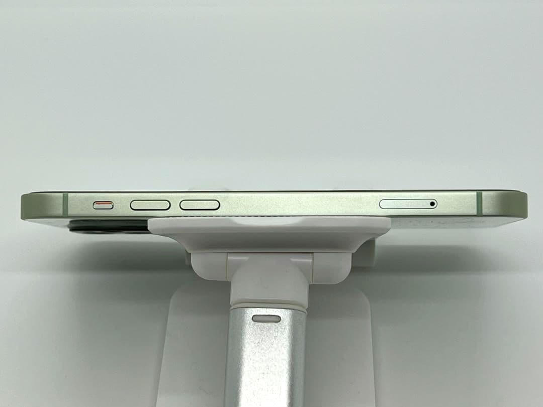 （美品） au iPhone12 64GB グリーン【SIMロック解除済】