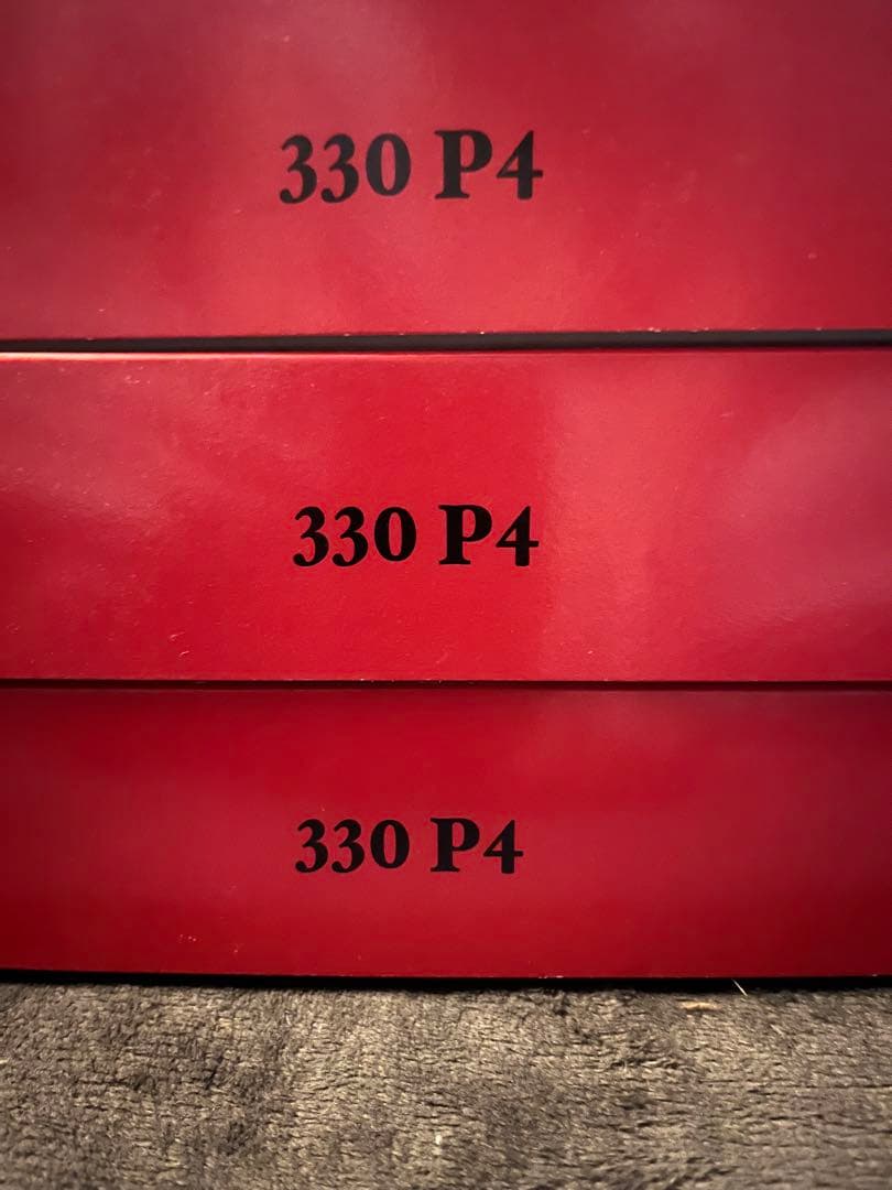 フェラーリ 330 P4 1967年モデル レッド