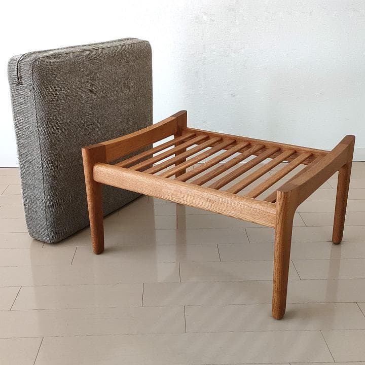 ハンス J ウェグナー オットマン GE290S