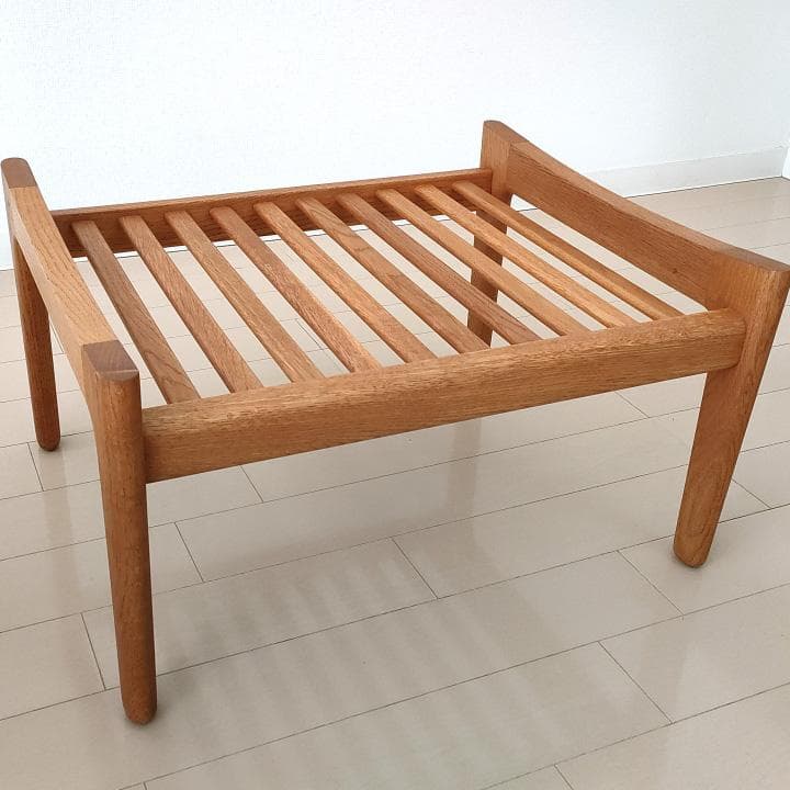 ハンス J ウェグナー オットマン GE290S