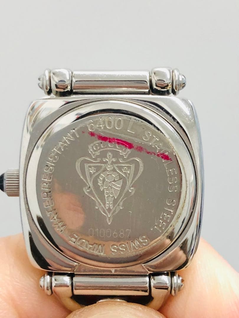 極美品！ グッチ GUCCI 6400L 腕時計 シルバー 箱付き