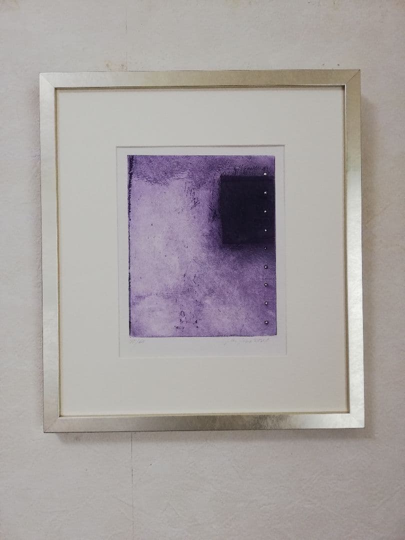 アート553　「タイム2(ラベンダー)」　インテリアコーディネート