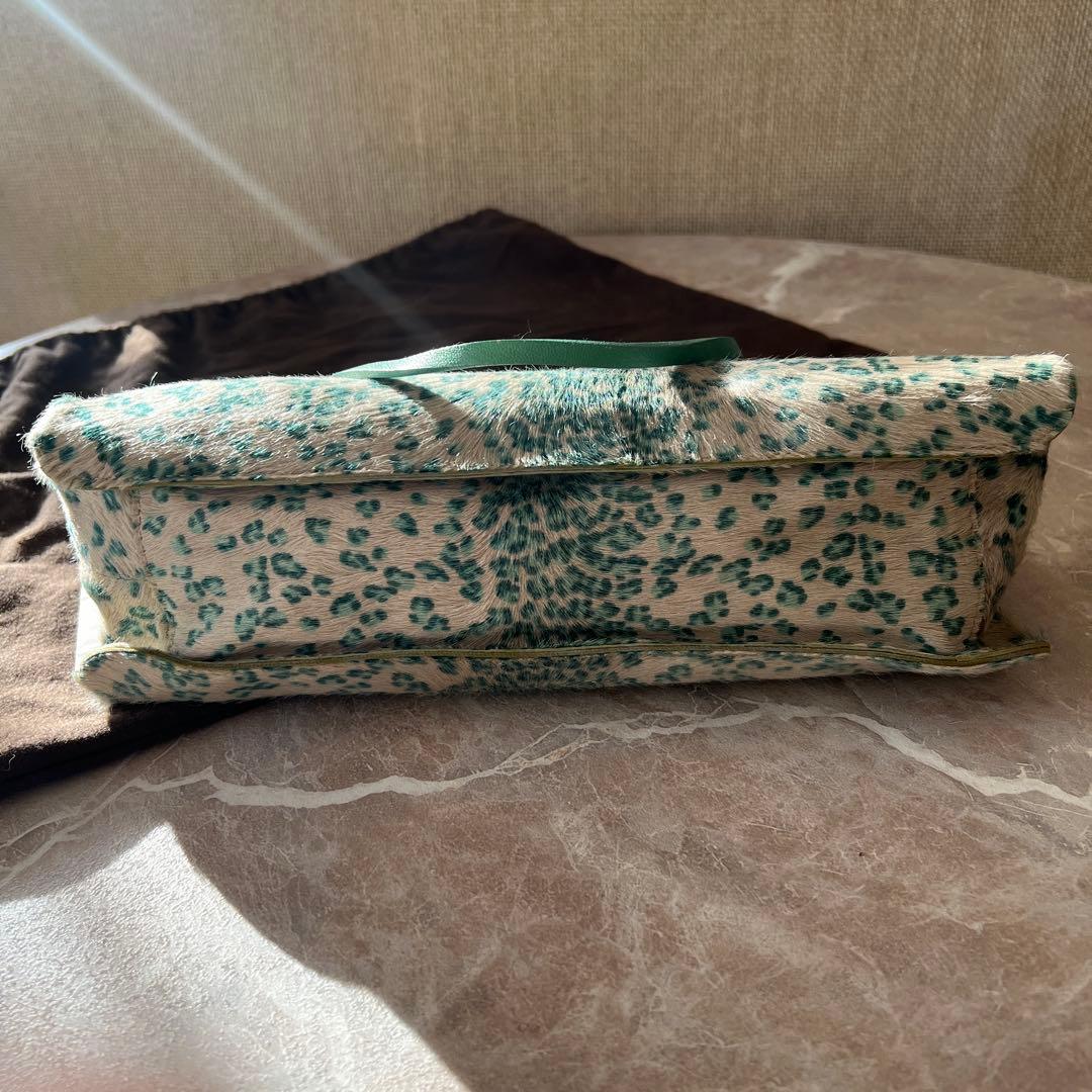 ボッテガべネタ　ハラコバッグ