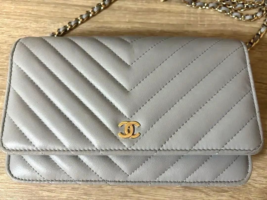 ム*ま様 CHANEL シャネル　グレー　チェーンウォレット　シェブロン　ゴール