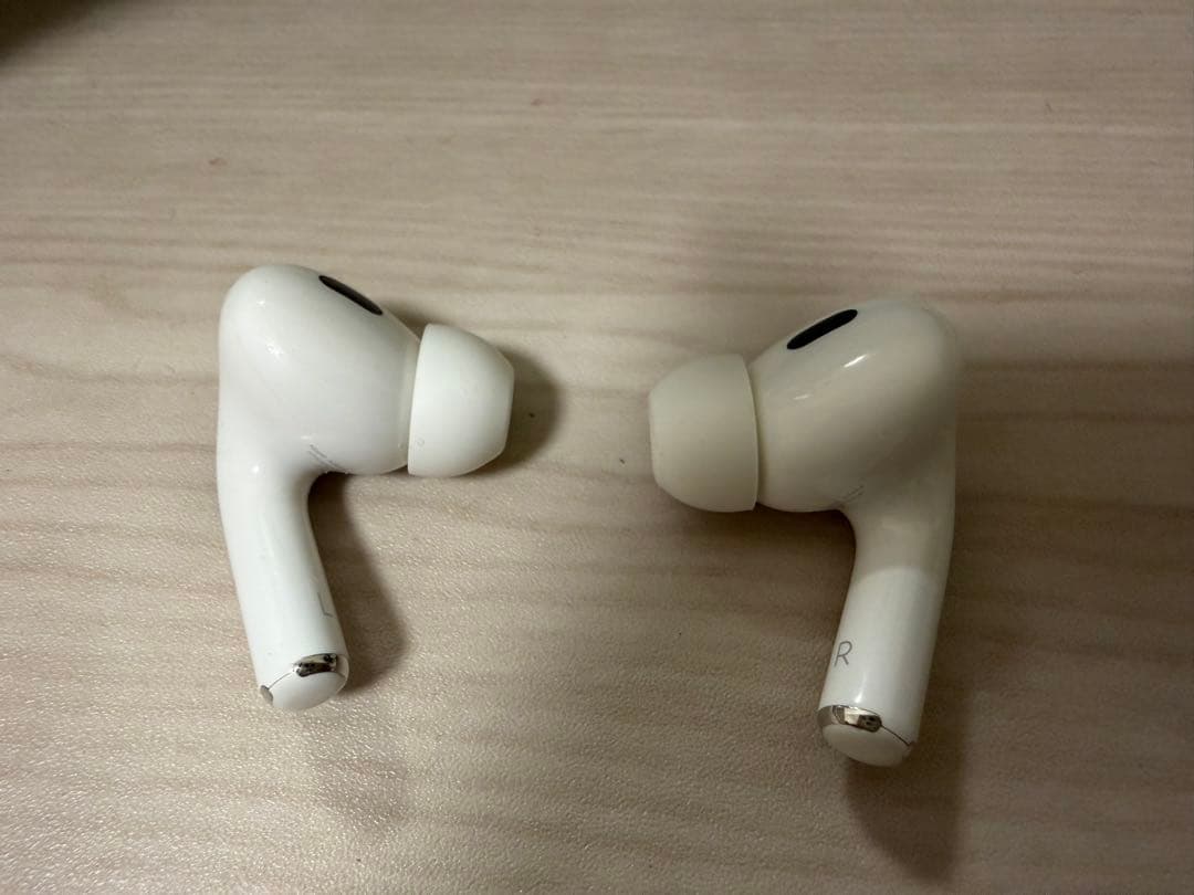 アップルAirPodsPro2世代本体 刻印付き