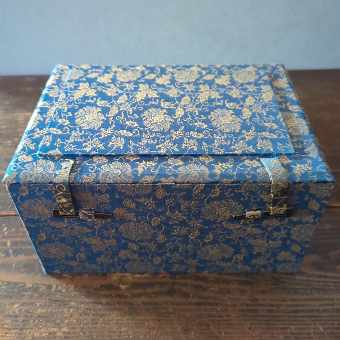 中国陶芸家　胡秀萍氏　茶道具　茶器　宜興紫砂　茶壺　急須　（木製化粧箱入）