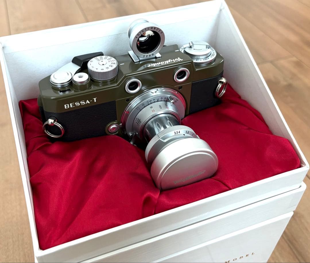 Bessa-T HELIAR 101YEARS フォクトレンダ ベッサ オリーブ