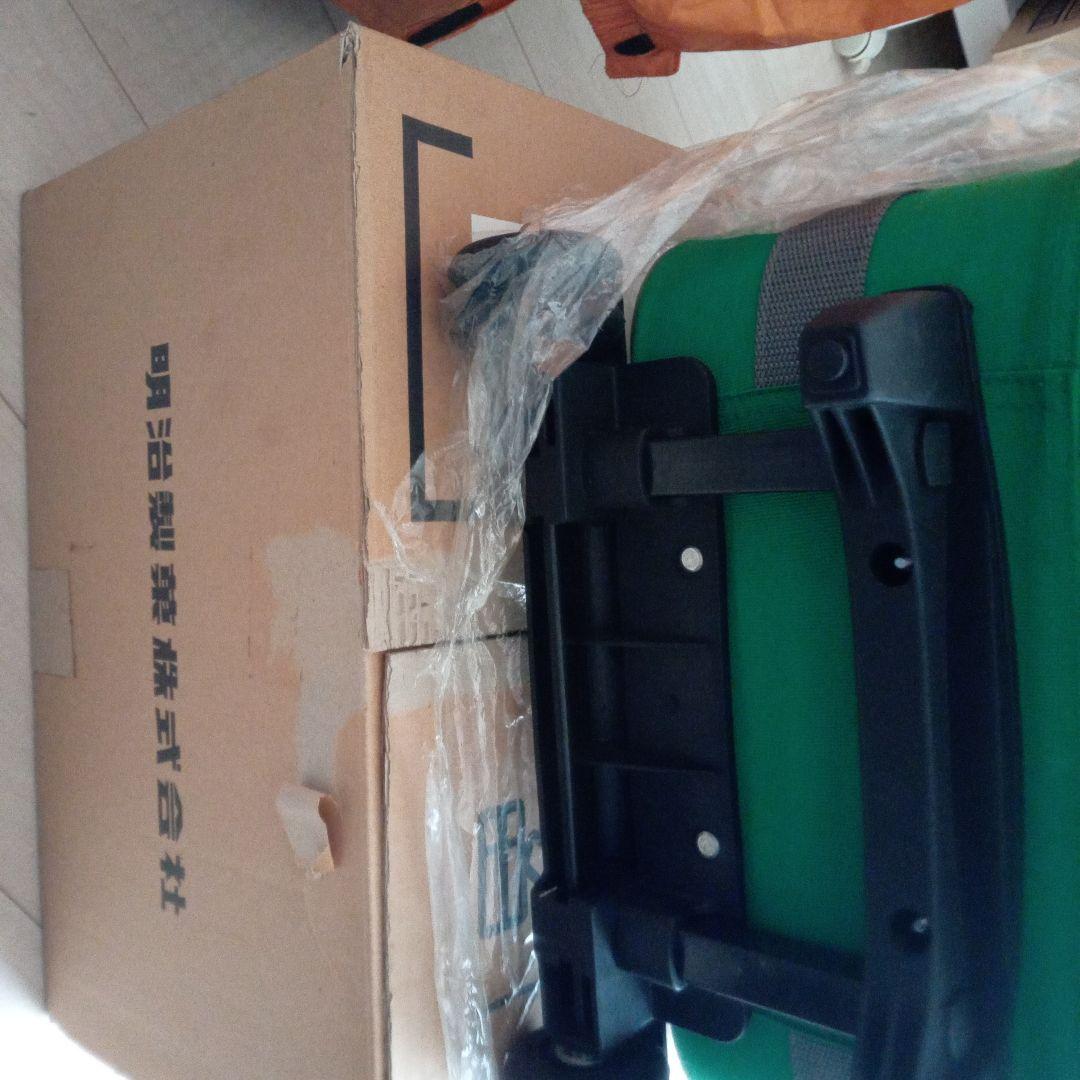 明治イソジン　カバくん　懸賞当選　キャリーバッグ