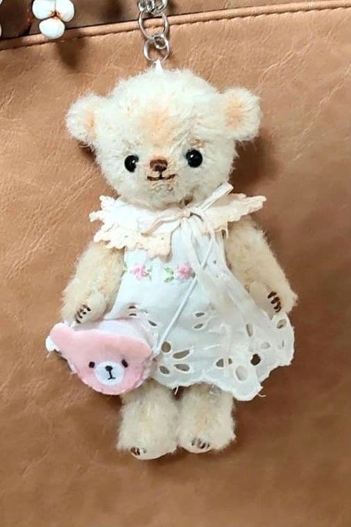 ハンドメイド テディベア バッグチャーム 短毛カールモヘア ベージュ色 手作り
