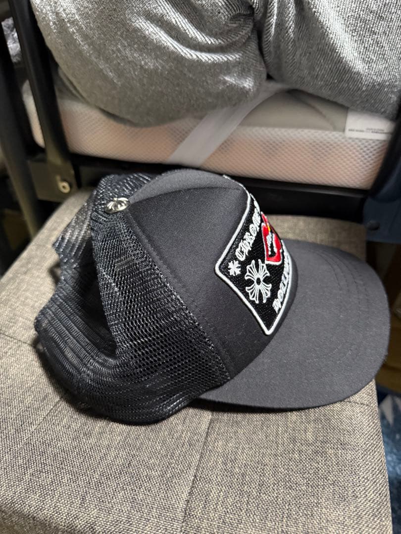 CHROME HEARTS トラッカーハット 黒