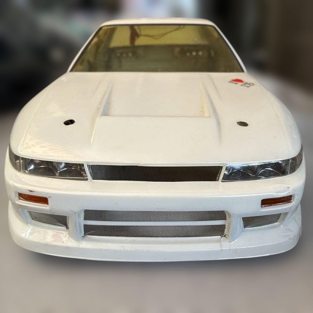 S13シルビアラジコン Pirelliロゴ付き