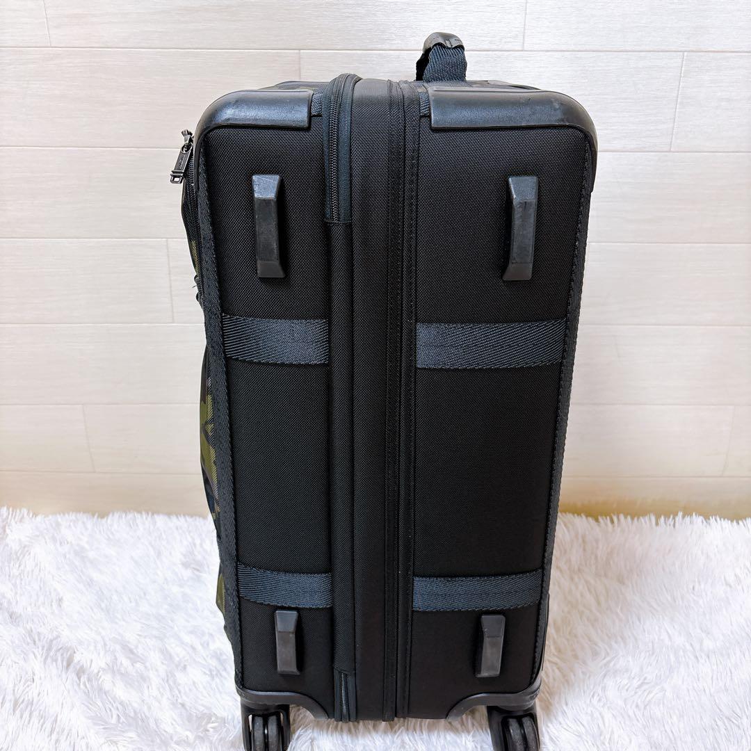 希少品　TUMI カモフラ　迷彩　限定　廃盤　大容量　4輪　キャリーケース