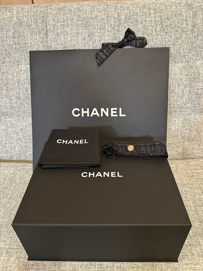 CHANELバッグ用空き箱＋付属品ホリデーラッピング2025