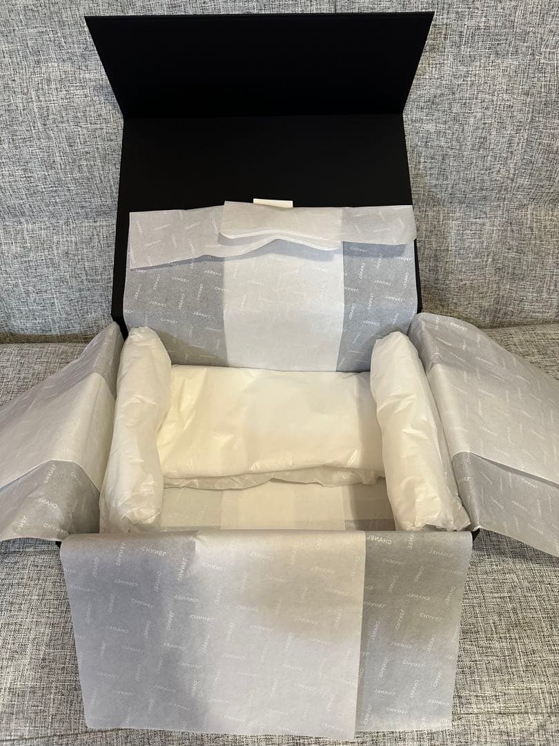 CHANELバッグ用空き箱＋付属品ホリデーラッピング2025