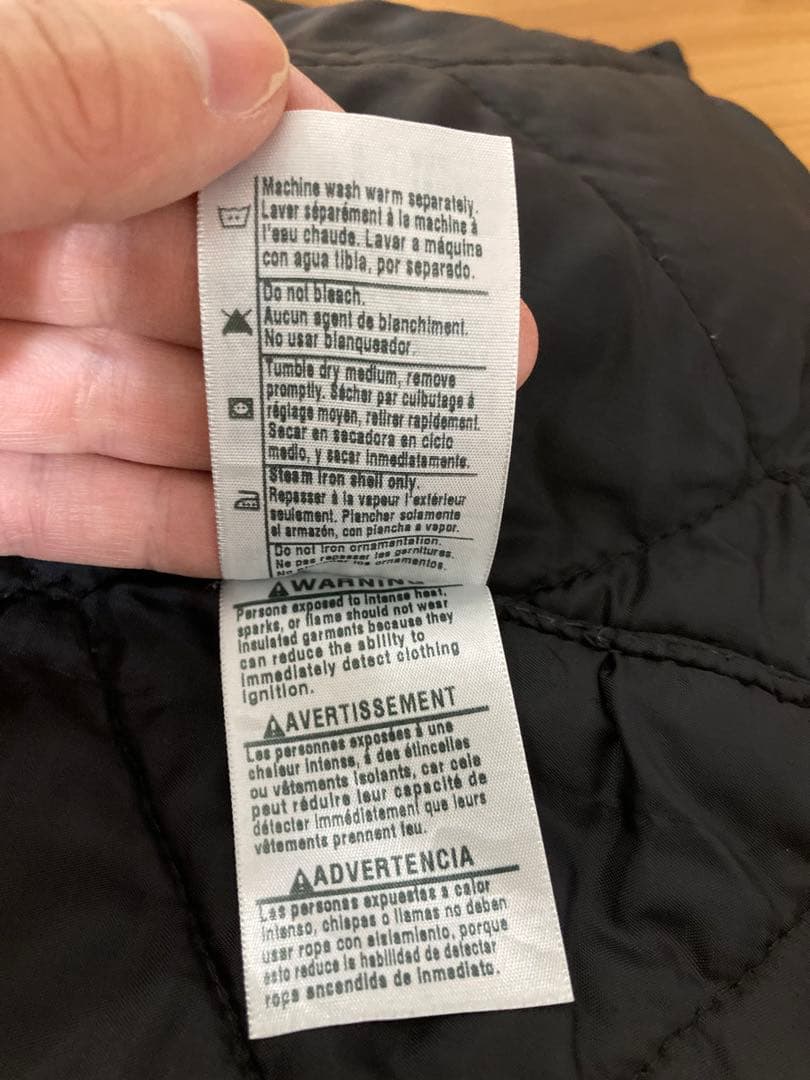 カーハート　ダッグベスト