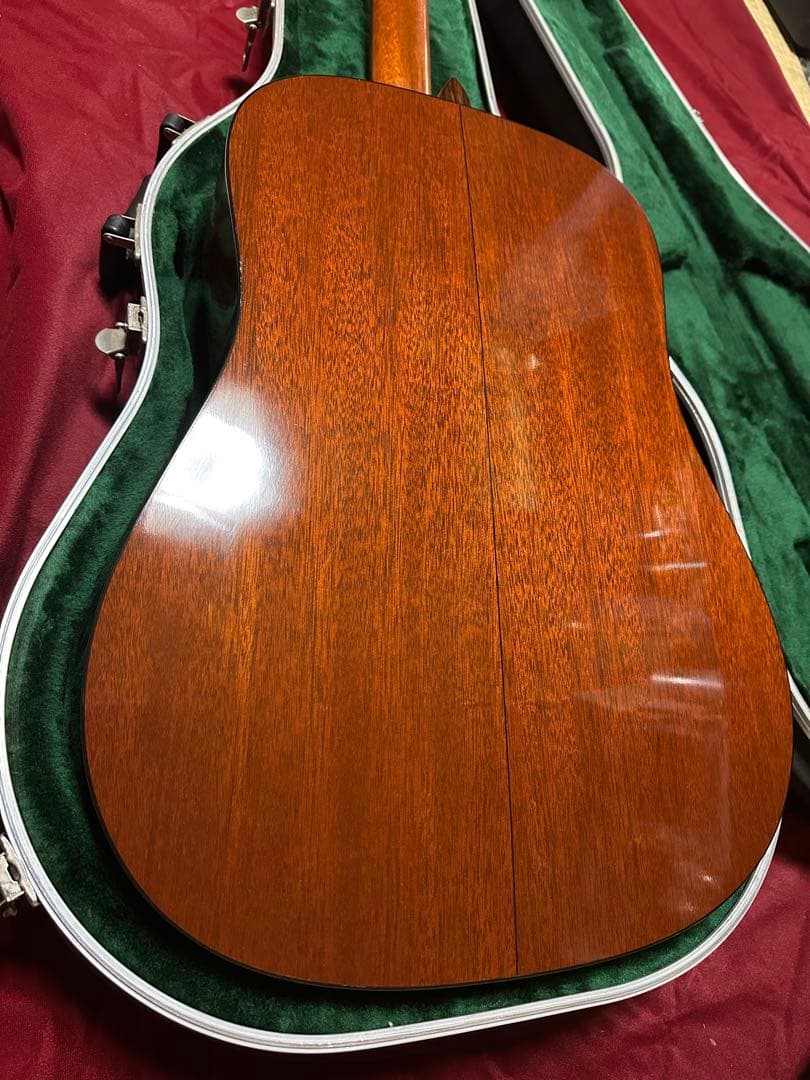 Martin D-18 アコースティックギター