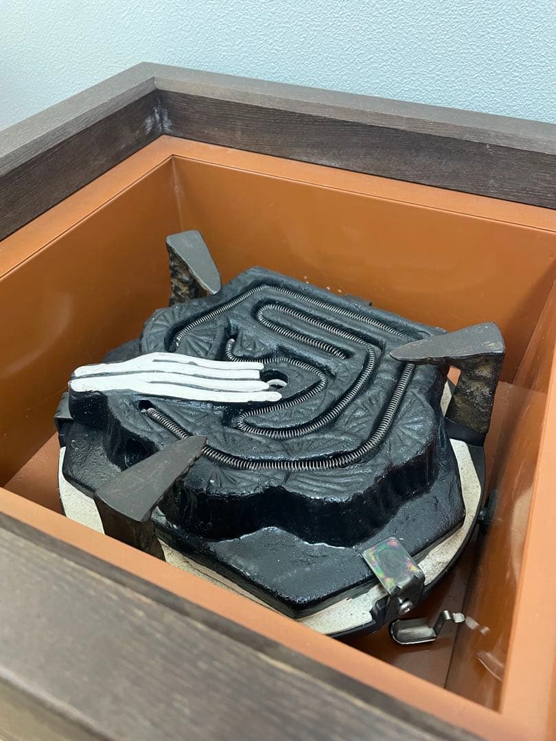 桑置炉 炭型 電熱器 茶道具 置炉 焼杉置戸 桑色 銅 野々田商店　美品