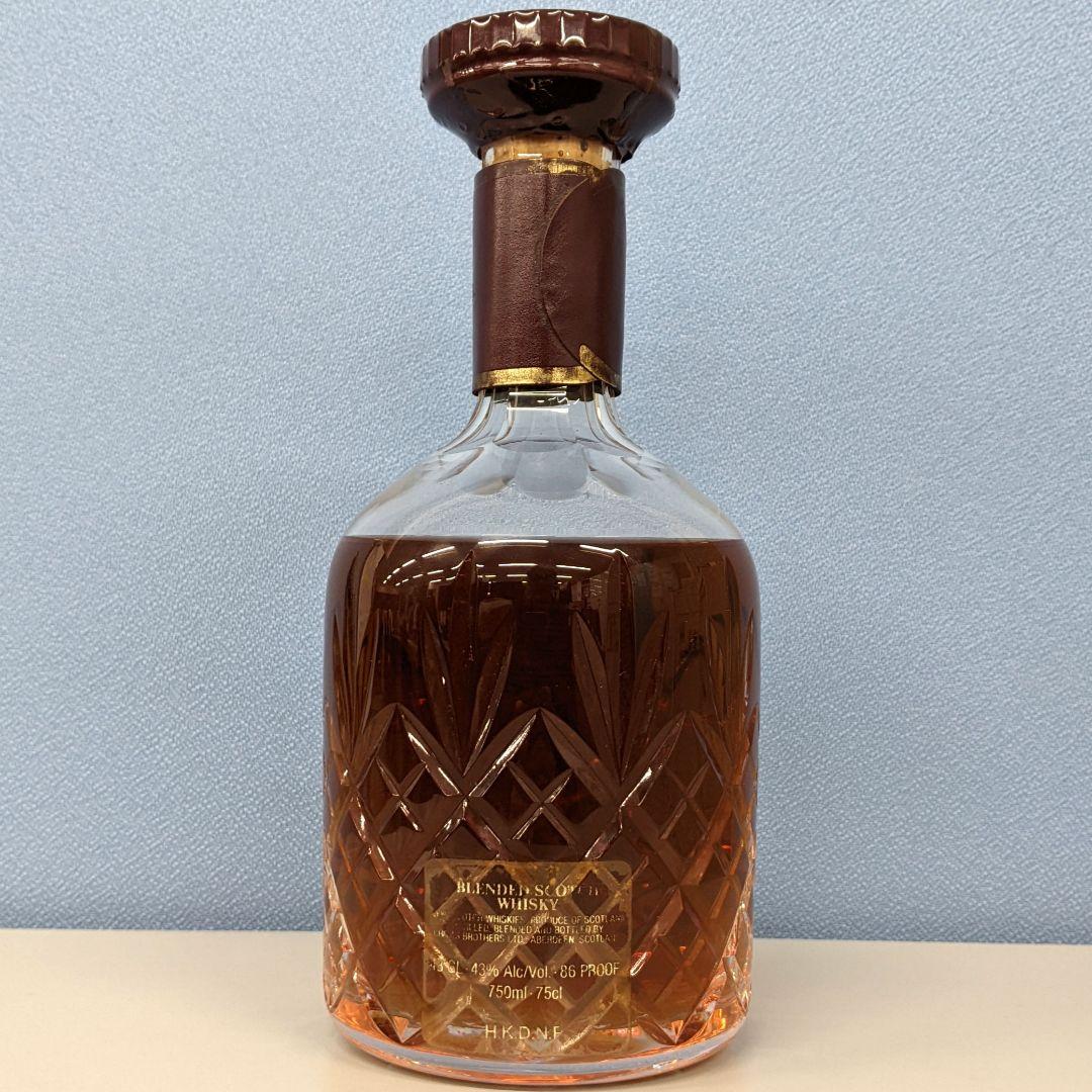 シーバスリーガル 25年 チェアマンズ リザーブ 750ml 43%　古酒未開栓