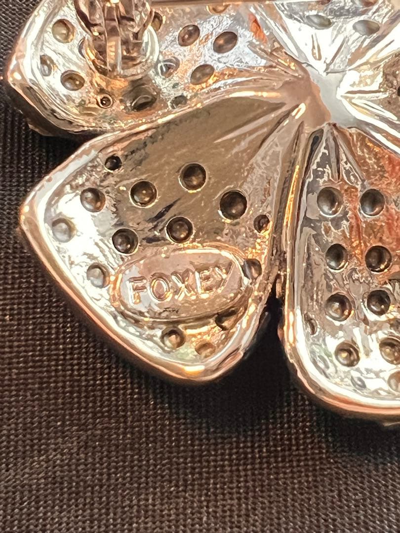 FOXEY フラワー ブローチ シルバー