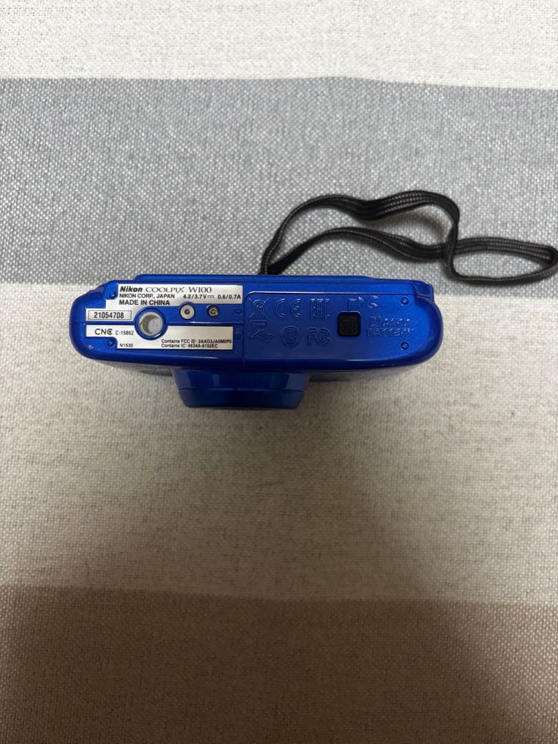 Nikon COOLPIX W100 青　ケース付き‼️