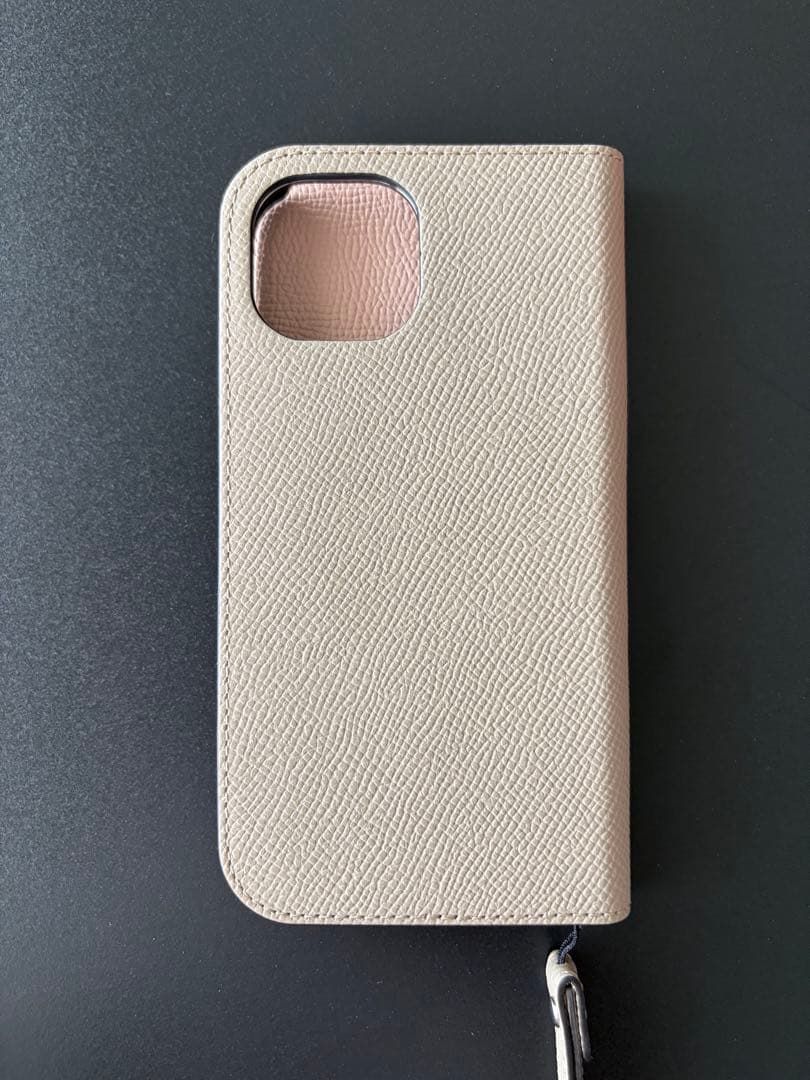 【こおぶた】ボナベンチュラ iPhone 15 ケース ＆ロングストラップ