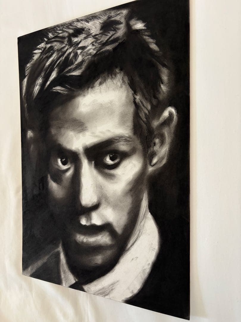 某元プロサッカー選手 木炭画 肖像画 モノクロ