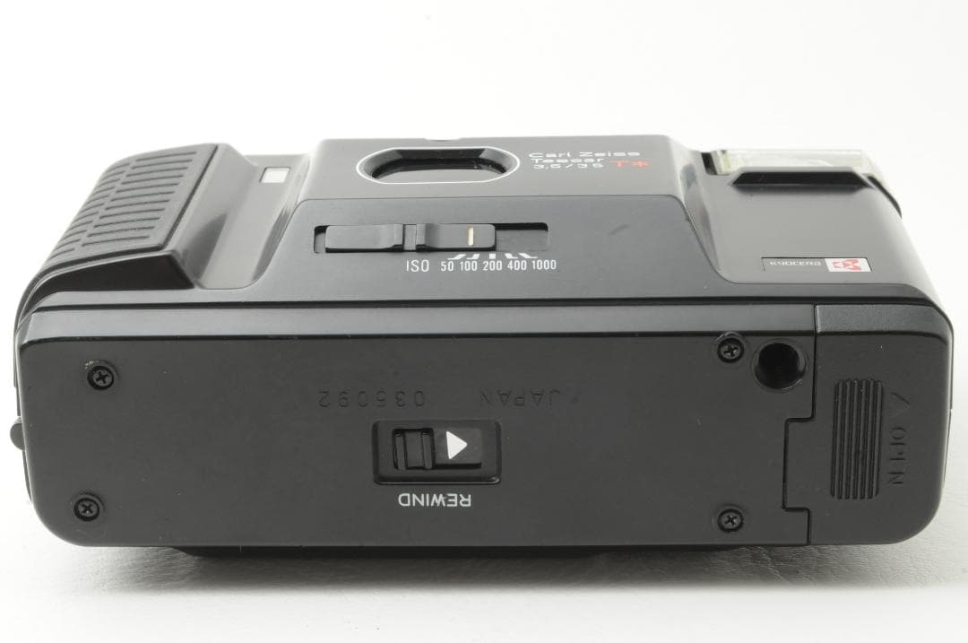 YASHICA ヤシカ T AF-D Tessar 35/35 T*搭載