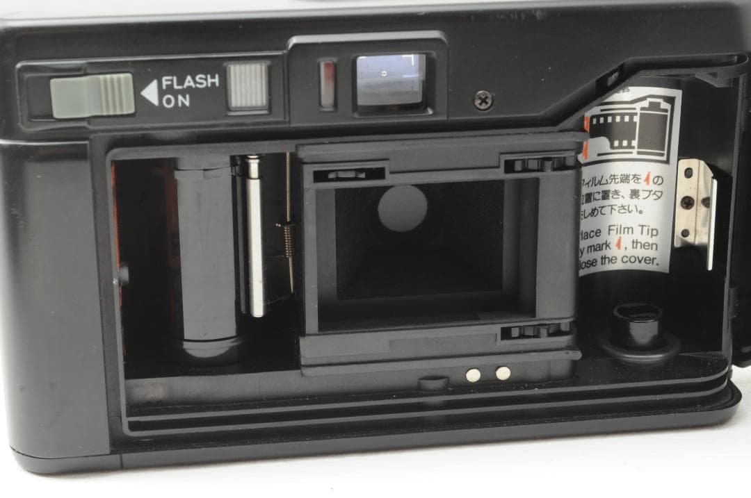 YASHICA ヤシカ T AF-D Tessar 35/35 T*搭載