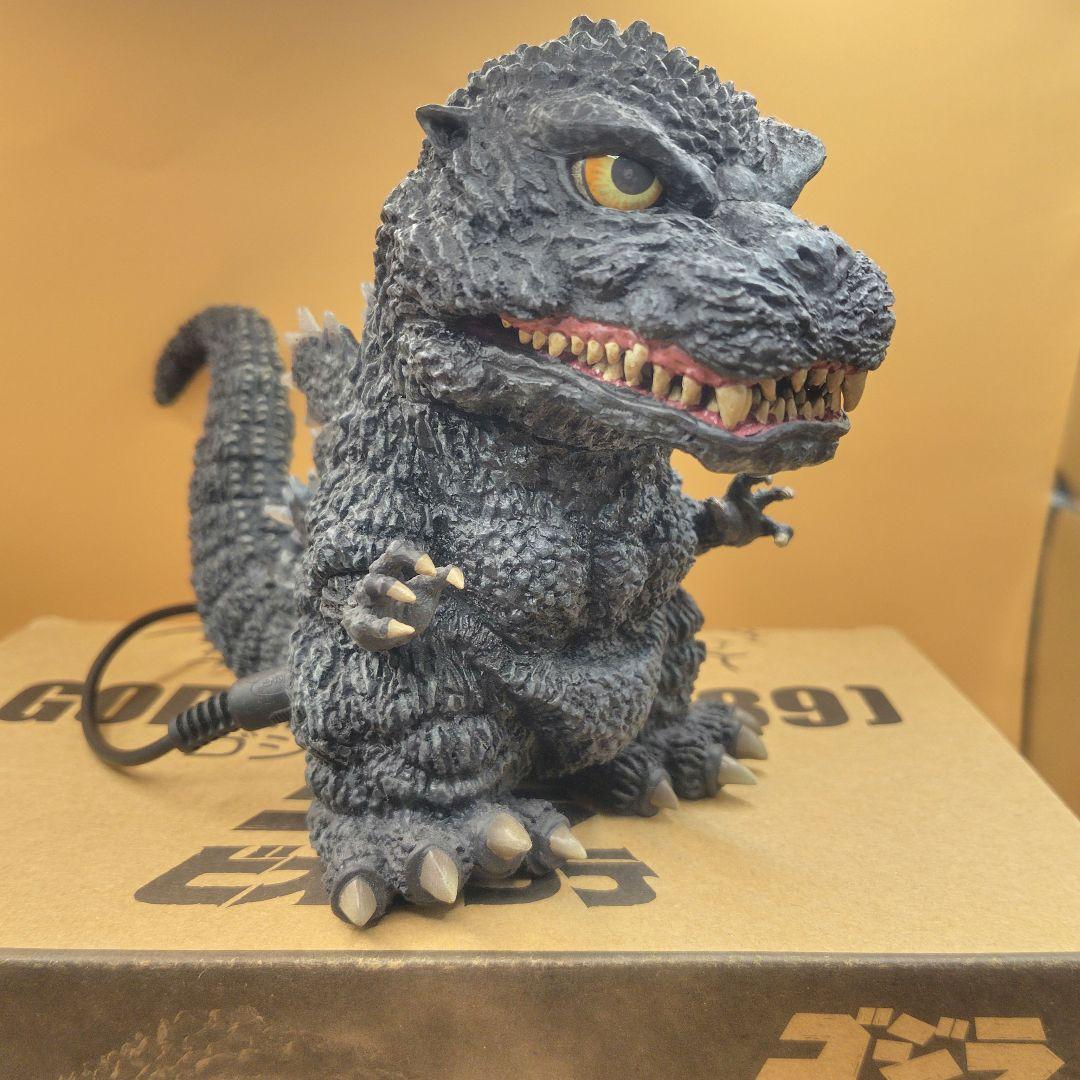デフォリアル ゴジラ(1989)少年リック 限定版 フィギュア