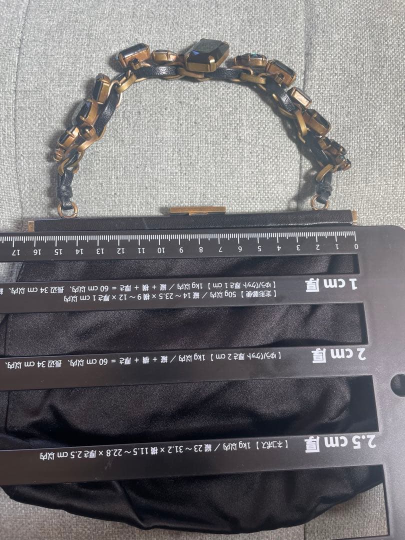 miu miu 黒 サテン パーティーバッグ