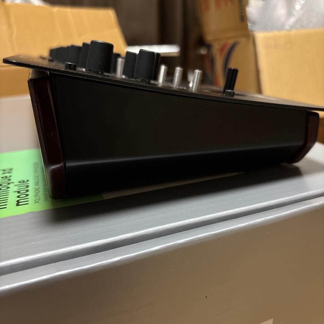 【美品】KORG minilogue xd ポリフォニックアナログシンセサイザー