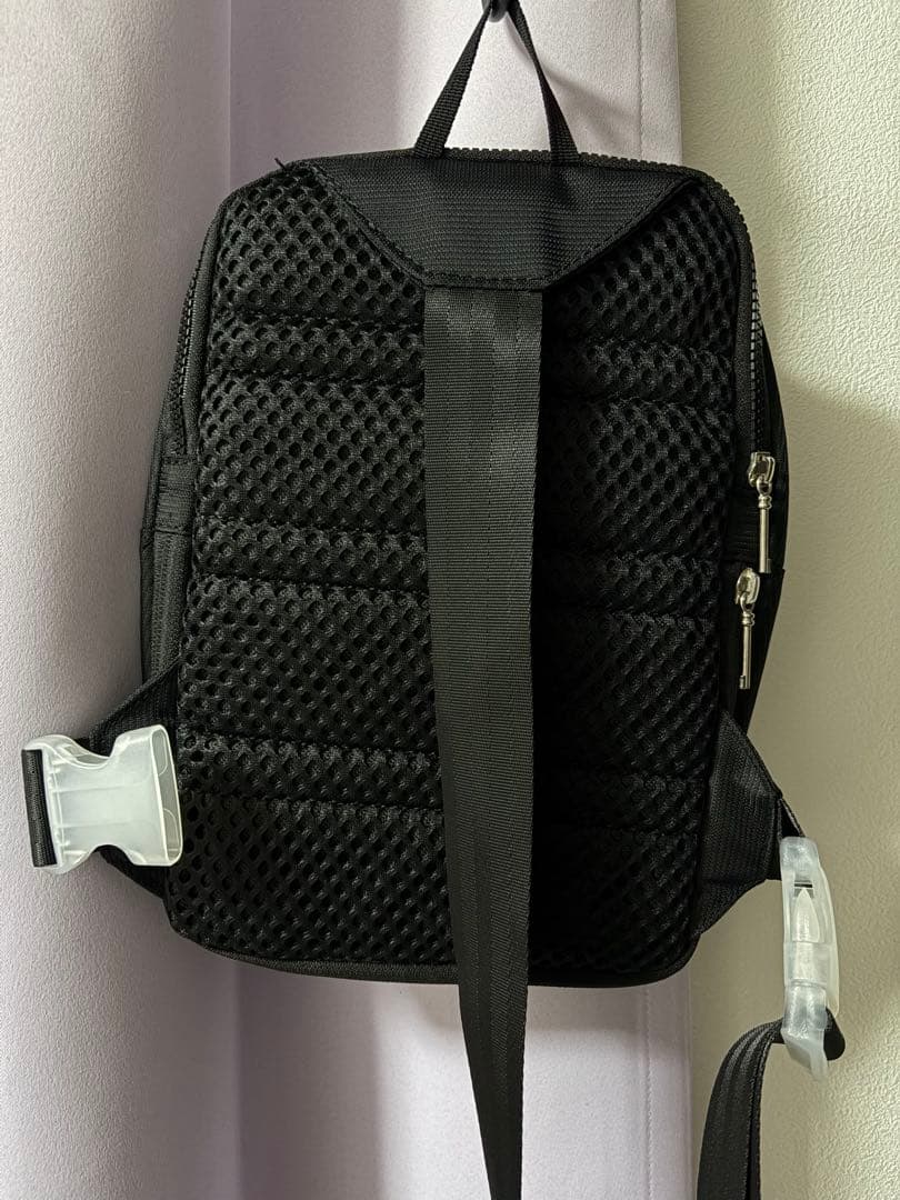 ATEEZ OFFICIAL LIGHTINY SLING BAGスリングバック