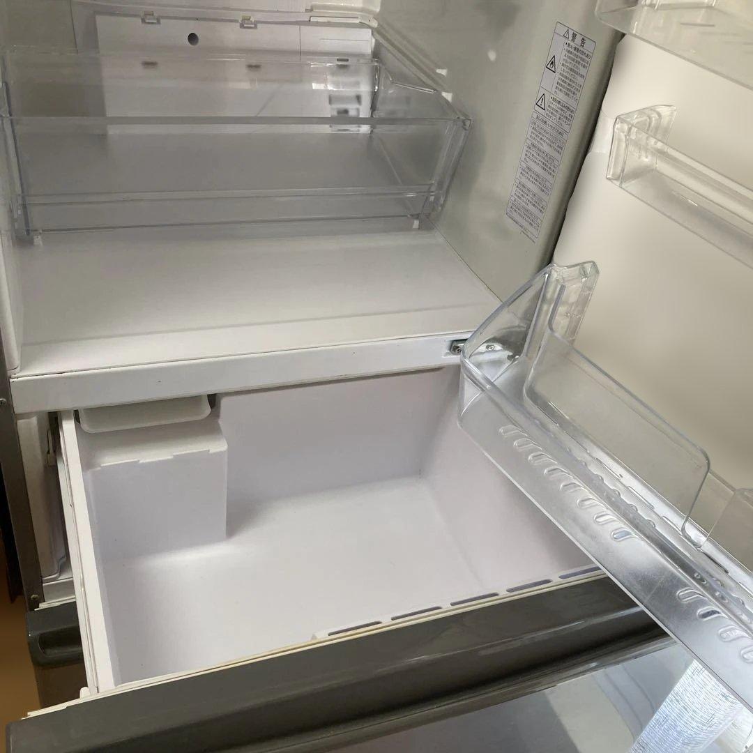 シルバー 3ドア冷蔵庫　272L