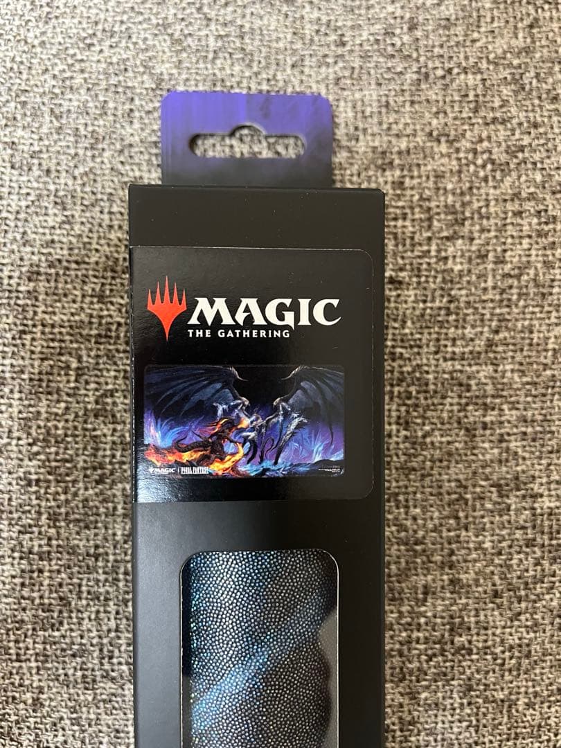 最安値 MTG×FF 新品未開封　ホロフォイルプレイマット(バハムート)
