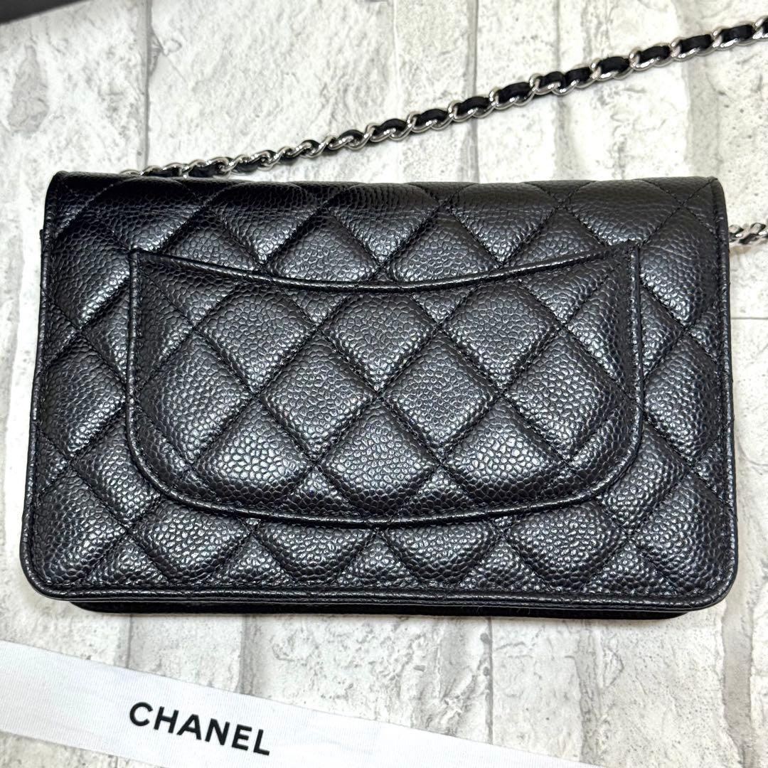 CHANEL チェーンウォレット　グレインドカーフスキン　マトラッセ　ブラック