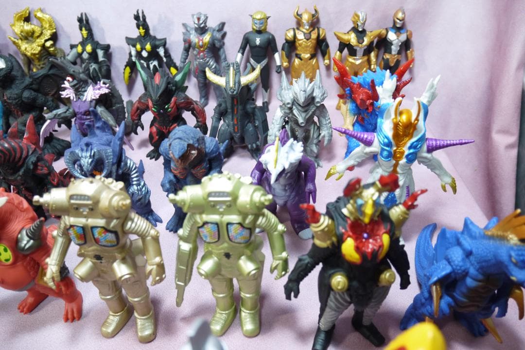 ウルトラ怪獣シリーズ500　怪獣ソフビ　86体セット