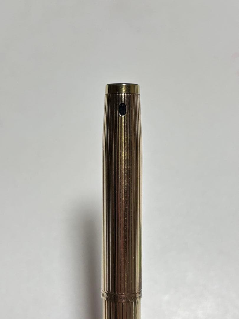 モンブラン MontBlanc pix-o-mat 4色ボールペン 金張り