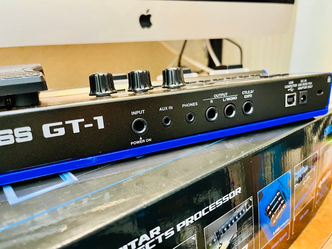 BOSS GT-1 アダプター付