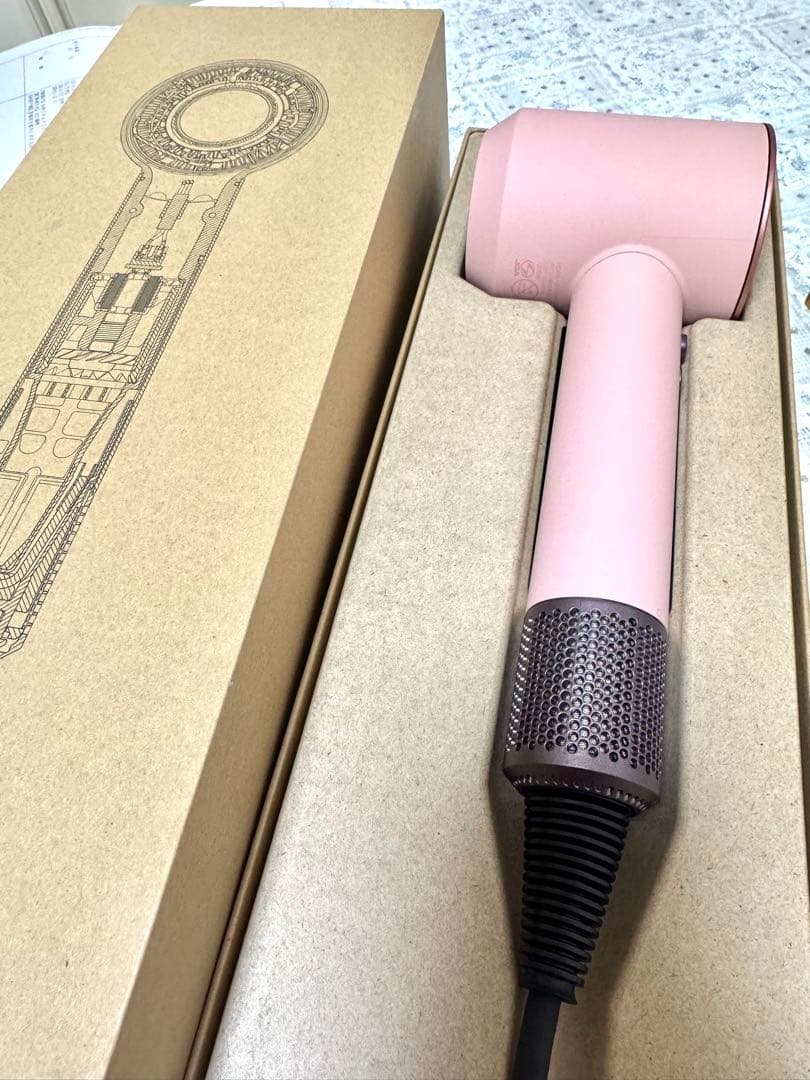 Dyson Supersonic ヘアドライヤー ピンク